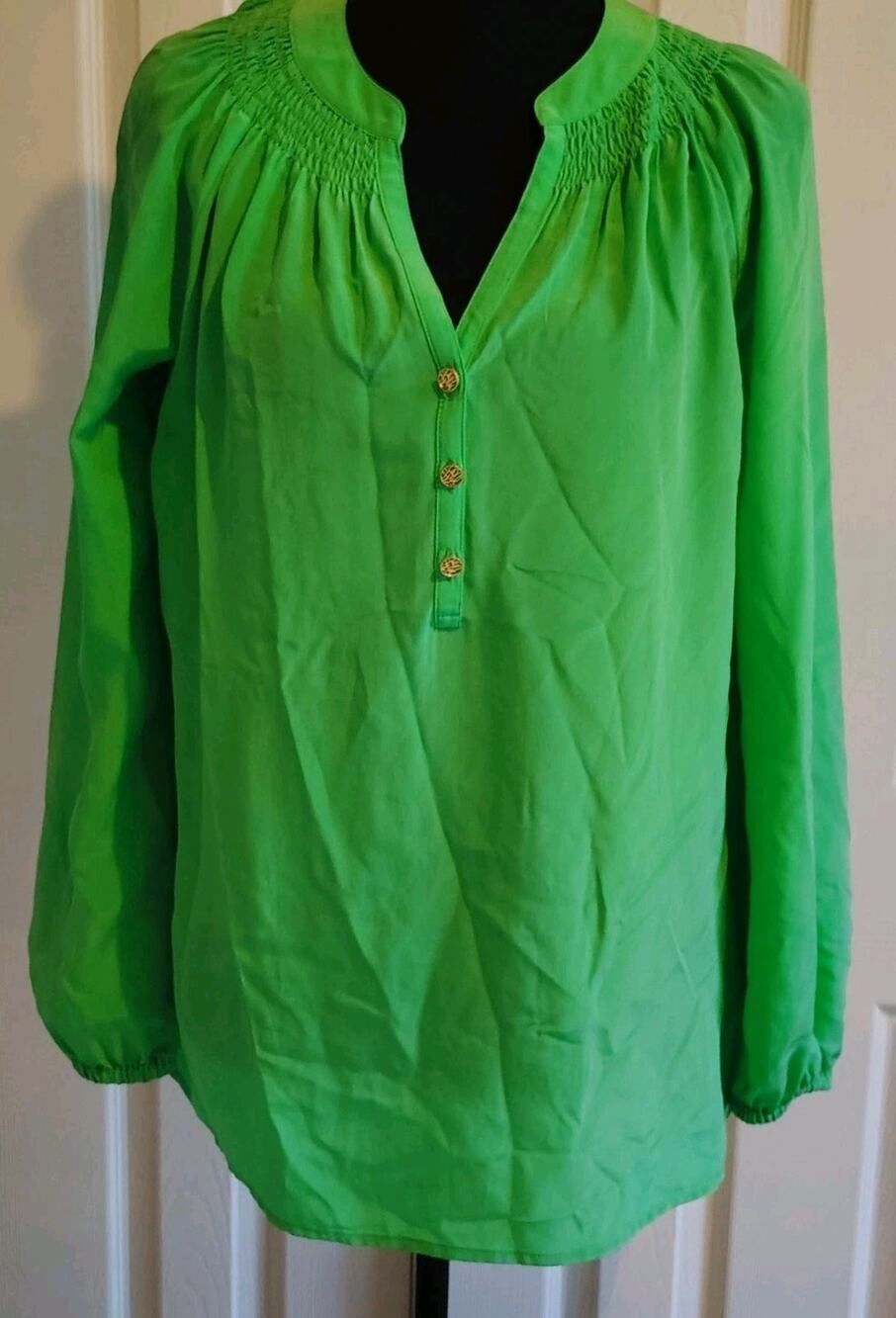 NWT Lilly Pulitzer Elsa Silk Blouse Spearmint Green Size Small Luxury Smocked